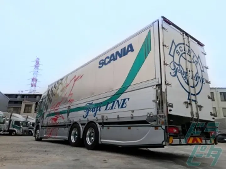 神奈川県横浜市都筑区東方町の大型トラックドライバーの求人情報イメージ - 株式会社フジライン 横浜本社 - No.79689-04