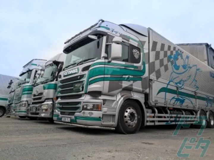 神奈川県横浜市都筑区東方町の大型トラックドライバーの求人情報イメージ - 株式会社フジライン 横浜本社 - No.79689-02