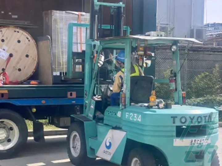 大阪府大阪市此花区の倉庫作業員の求人情報イメージ - 株式会社合通ロジ 住友電工支店 - No.79726-02