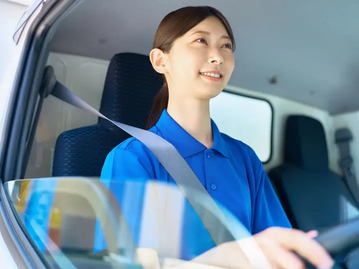 埼玉県さいたま市岩槻区の小型トラックドライバーの求人情報イメージ - 株式会社ダイエックス東京 埼玉ハブセンター（求人No：1-3） - No.79794-04