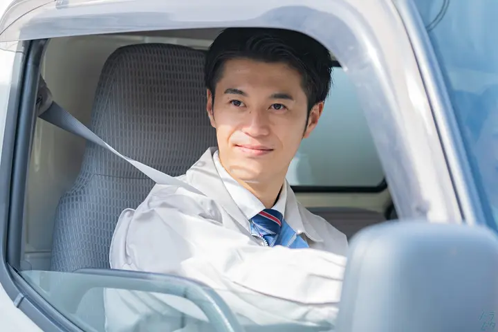 埼玉県さいたま市岩槻区の中型トラックドライバーの求人情報イメージ - 株式会社ダイエックス東京 埼玉ハブセンター（求人No：1-4） - No.79796-01