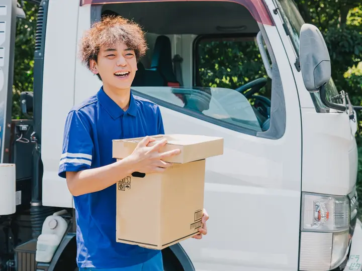 埼玉県さいたま市岩槻区の中型トラックドライバーの求人情報イメージ - 株式会社ダイエックス東京 埼玉ハブセンター（求人No：1-4） - No.79796-04