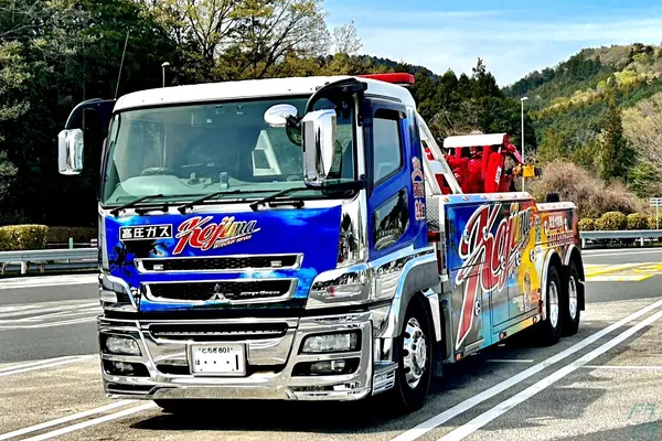 栃木県佐野市の中型トラックドライバーの求人情報イメージ - 株式会社小島レッカーサービス 田沼インター営業所 - No.80240-01