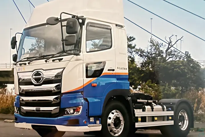 神奈川県横浜市中区の大型トラックドライバーの求人情報イメージ - 日之出運輸株式会社 - No.80514-01