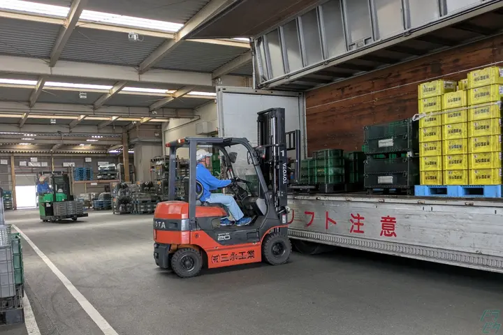 年間休日たっぷり120日！大手との取引で安定感◎正社員