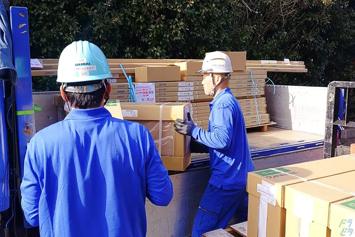 正直大変な仕事。だけど未経験で【月40万～】の高収入★