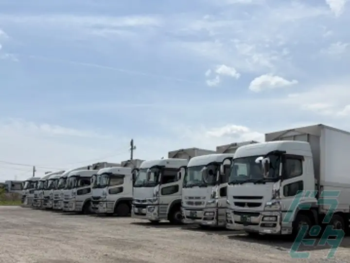 岐阜県岐阜市の大型トラックドライバーの求人情報イメージ - 株式会社岐阜エイコー - No.81021-03