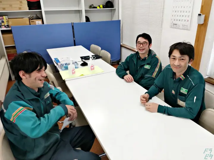 宮城県多賀城市の中型トラックドライバーの求人情報イメージ - 株式会社コイシカワ　仙台営業所 - No.82704-02
