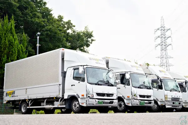 愛知県半田市の小型トラックドライバーの求人情報イメージ - 有限会社丸十運輸 - No.89121-01