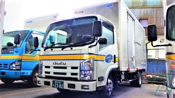 神奈川県横浜市都筑区折本町の中型トラックドライバーの求人情報イメージ - 株式会社大日運輸 横浜営業所 - No.86619-03