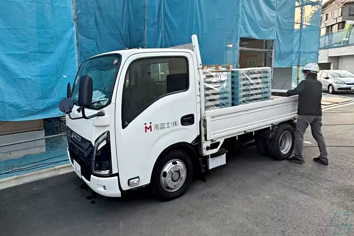東京都日野市の小型トラックドライバーの求人情報イメージ - 南富士株式会社 日野営業所 - No.81911-01