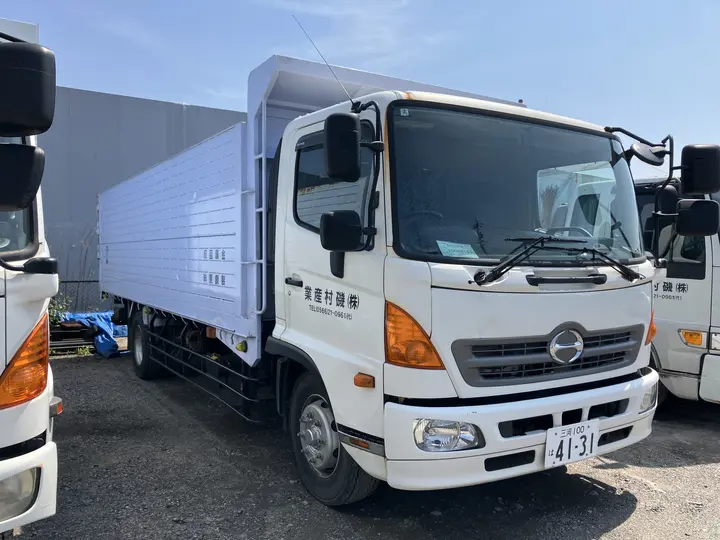 愛知県刈谷市の大型トラックドライバーの求人情報イメージ - 株式会社磯村産業 小垣江倉庫 - No.79132-03