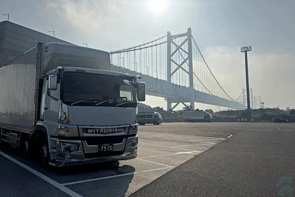 北海道札幌市東区の大型トラックドライバーの求人情報イメージ - 株式会社ハピネスライン 本社 - No.82246-01