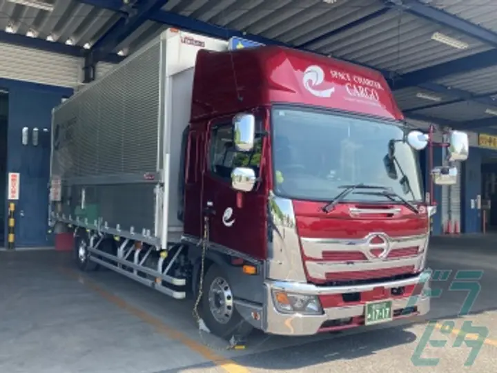 愛知県春日井市の中型トラックドライバーの求人情報イメージ - 株式会社中部 本社 - No.82156-02