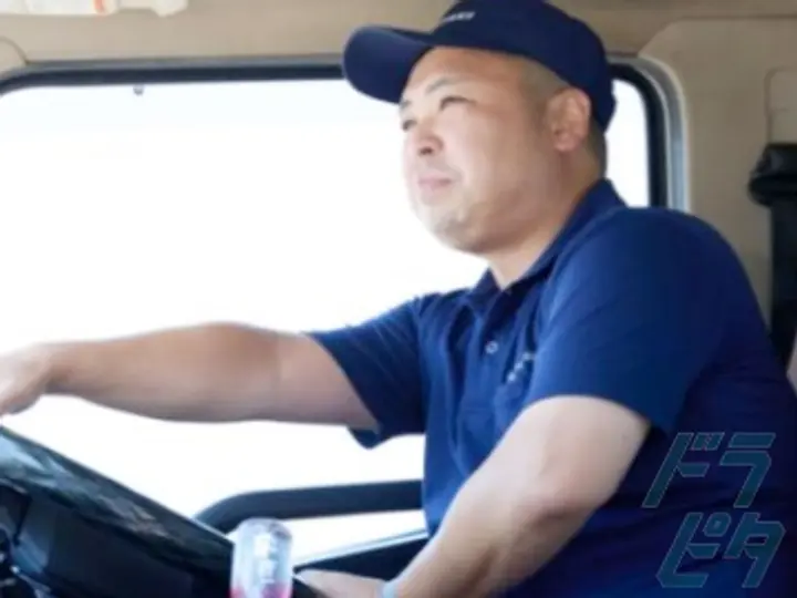 富山県射水市の中型トラックドライバーの求人情報イメージ - 株式会社ロジスティクス坂尻 富山営業所 - No.82312-02