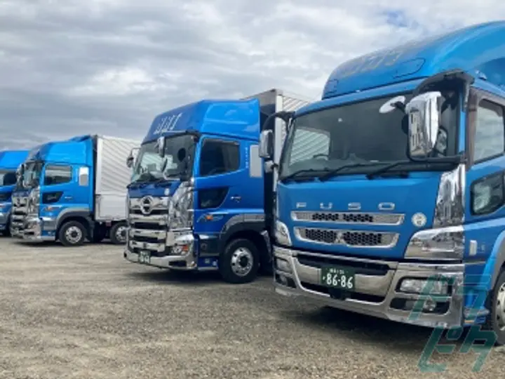愛知県丹羽郡大口町の大型トラックドライバーの求人情報イメージ - 有限会社ヒラノ流通 - No.82423-02