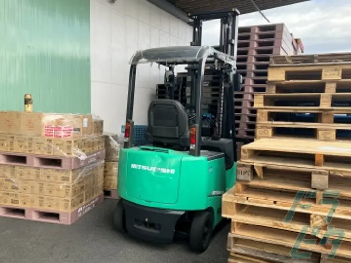 愛知県丹羽郡大口町の中型トラックドライバーの求人情報イメージ - 有限会社ヒラノ流通 - No.82441-04