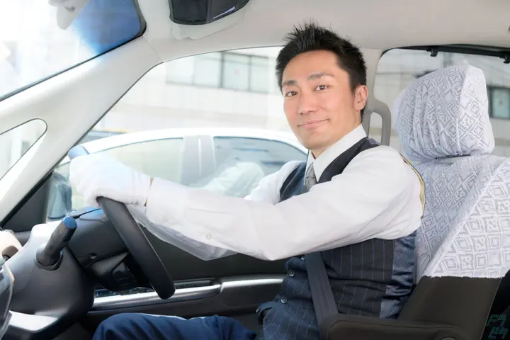 流し営業ナシで年収600万も可！阪急ブランドのタクシー