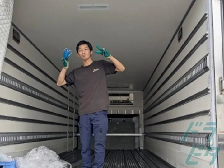 大阪府交野市の中型トラックドライバーの求人情報イメージ - 株式会社丸隼運輸 大阪営業所 - No.82629-02