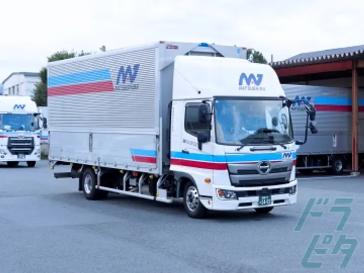 神奈川県横須賀市の中型トラックドライバーの求人情報イメージ - 夏島運輸株式会社  本社営業所 - No.82896-02