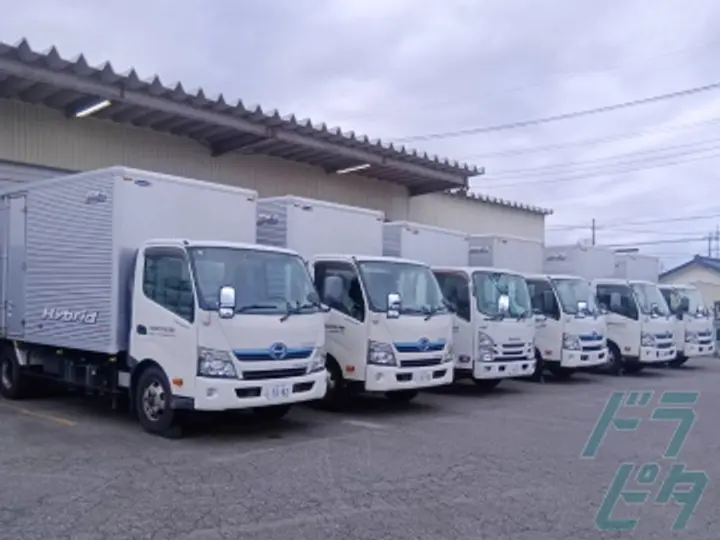 埼玉県鶴ヶ島市の小型トラックドライバーの求人情報イメージ - 株式会社メッドトラスト東京 鶴ヶ島事業所 - No.83229-03