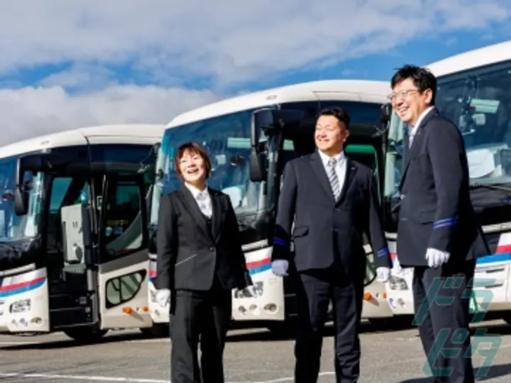 京都府木津川市の観光バス乗務員の求人情報イメージ - 奈良観光バス株式会社 京都営業所 - No.83331-02