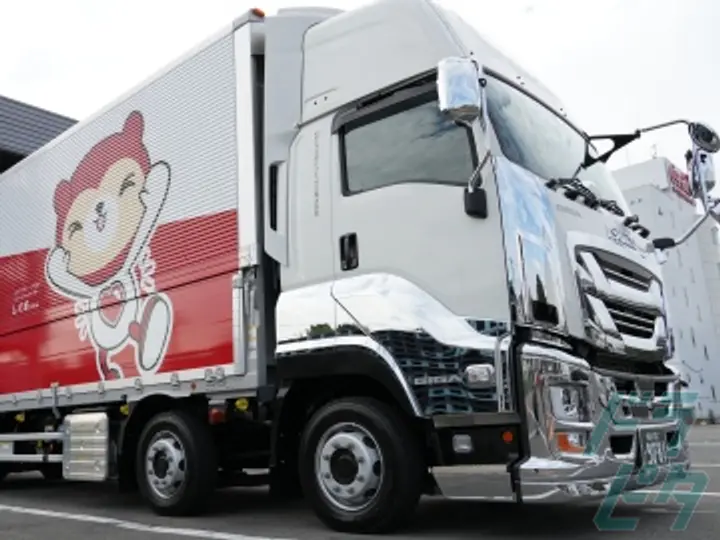 神奈川県横浜市港南区の大型トラックドライバーの求人情報イメージ - シグマグループ シグマロジスティクス株式会社 - No.83885-02