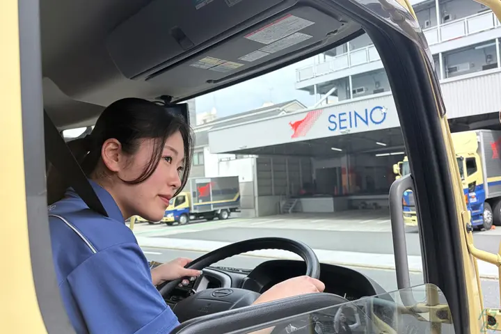 西濃東京エキスプレス株式会社のドライバー求人情報　No.92734