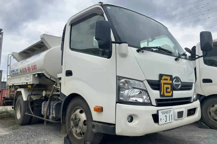 愛知県小牧市のタンクローリードライバーの求人情報イメージ - 有限会社エスペック・テン - No.84914-01