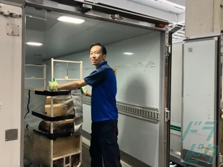 埼玉県比企郡川島町の中型トラックドライバーの求人情報イメージ - 株式会社トランス・グリップ 川越営業所 - No.85151-03