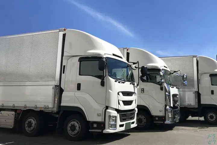 毎日帰れる！日勤＊夕方には退勤◎大型ドライバー