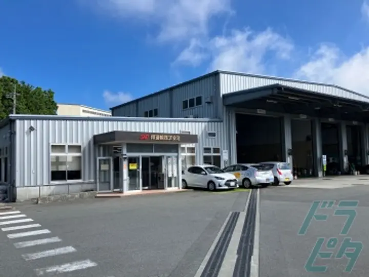 静岡県磐田市の大型トラックドライバーの求人情報イメージ - 翔運輸株式会社 - No.85672-02