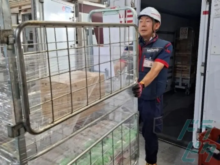 神奈川県川崎市川崎区の中型トラックドライバーの求人情報イメージ - 名正運輸株式会社  夜光営業所 - No.88787-03