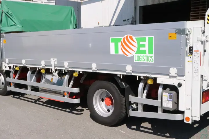 大阪府高槻市の中型トラックドライバーの求人情報イメージ - トーエイ物流株式会社 高槻物流センター - No.89973-01