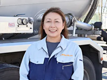千葉県市原市の大型トラックドライバーの求人情報イメージ - 五興運輸有限会社 市原営業所 - No.90312-04