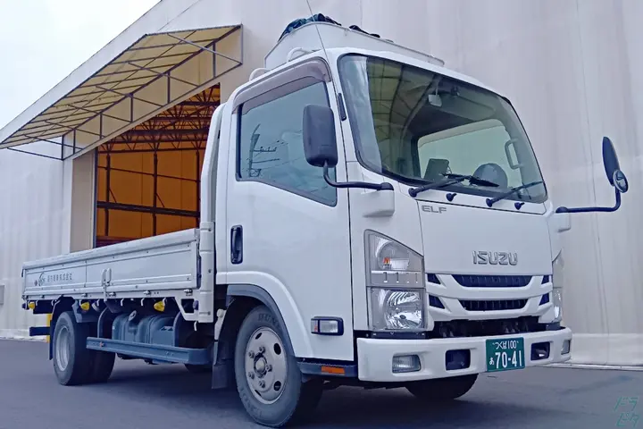 茨城県つくば市緑ケ原の中型トラックドライバーの求人情報イメージ - 堀内商事株式会社 - No.90172-01