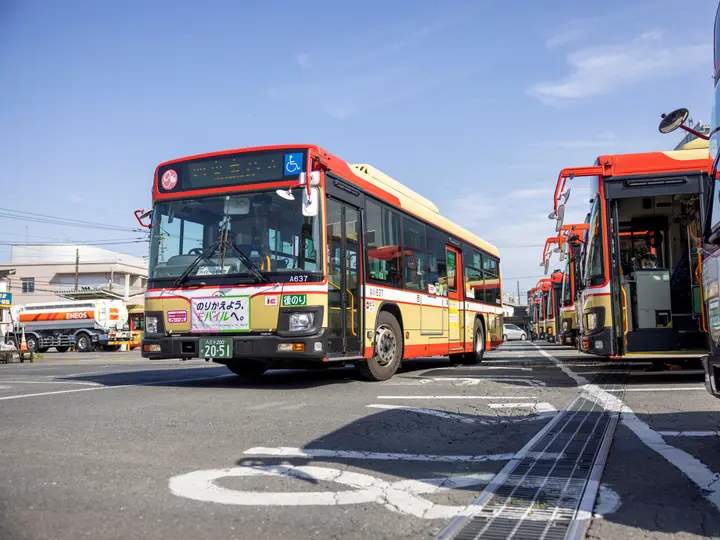 西東京バス株式会社のトラック求人　No.99285