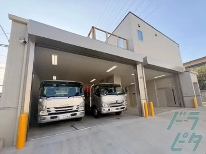 愛知県名古屋市南区の中型トラックドライバーの求人情報イメージ - 竹岸産業株式会社 - No.90546-03