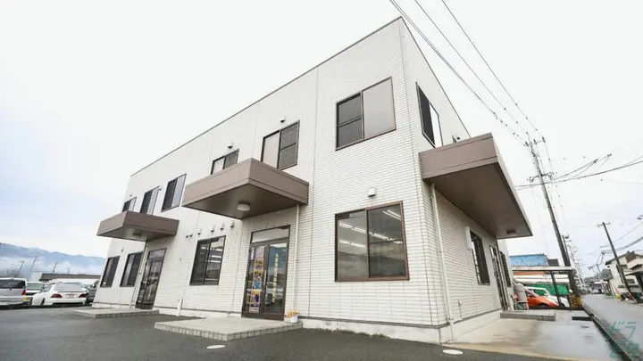 福岡県久留米市善導寺町飯田の大型トラックドライバーの求人情報イメージ - 丸善海陸運輸株式会社 本社 - No.87008-04