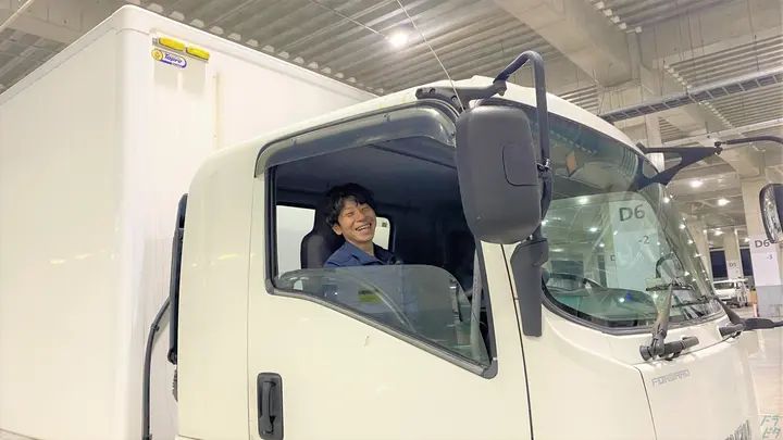 福岡県糟屋郡粕屋町内橋西の中型トラックドライバーの求人情報イメージ - 有限会社福岡宇野運輸 - No.86651-01