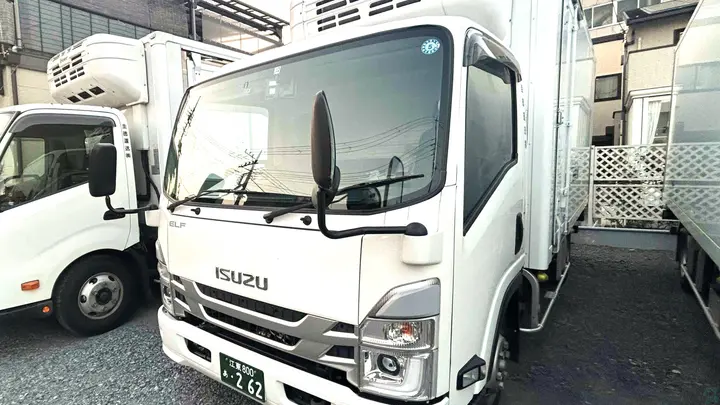 千葉県市川市高谷の中型トラックドライバーの求人情報イメージ - 圭徳運送株式会社 市川車庫 - No.86817-03