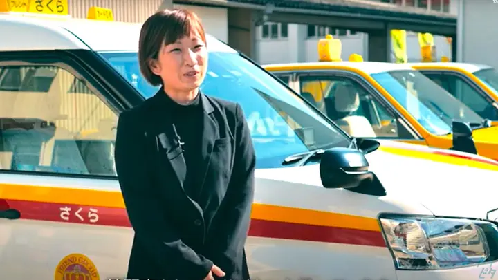 福岡県福岡市城南区樋井川のタクシードライバーの求人情報イメージ - 有限会社さくらタクシー - No.86712-01