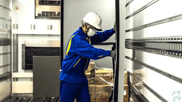 福岡県宗像市光岡のトレーラー（牽引）の求人情報イメージ - 株式会社西博運輸 本社営業所 - No.86622-03