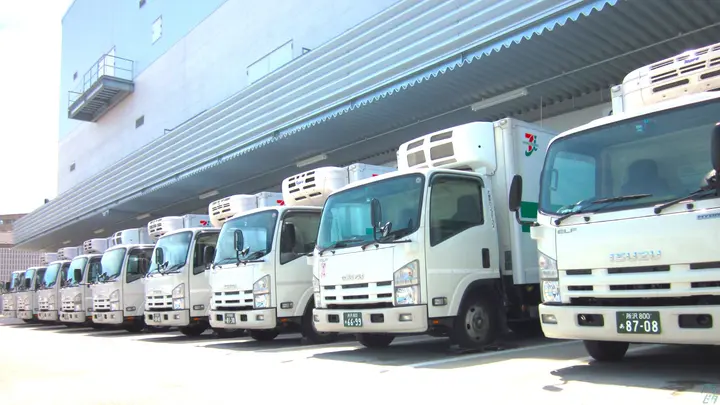 神奈川県大和市上和田の中型トラックドライバーの求人情報イメージ - 株式会社武蔵野ロジスティクス 大和センター - No.86696-04
