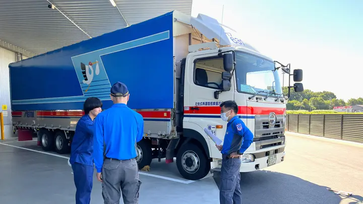 福岡県北九州市門司区新門司北のトレーラー（牽引）の求人情報イメージ - 名古屋東部陸運株式会社 北九州営業所 - No.87480-03