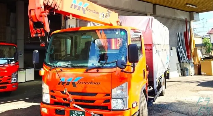 大阪府枚方市長尾家具町の中型トラックドライバーの求人情報イメージ - 株式会社MKfreedom 関西営業所 - No.86775-01