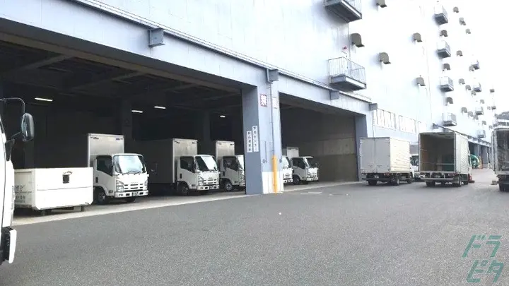 千葉県船橋市日の出の中型トラックドライバーの求人情報イメージ - 株式会社ソニックラン 千葉営業所 - No.86801-04