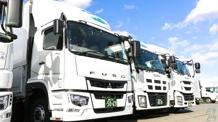 福岡県糟屋郡篠栗町尾仲の大型トラックドライバーの求人情報イメージ - 大翔トランスポート株式会社 福岡営業所 - No.87575-03